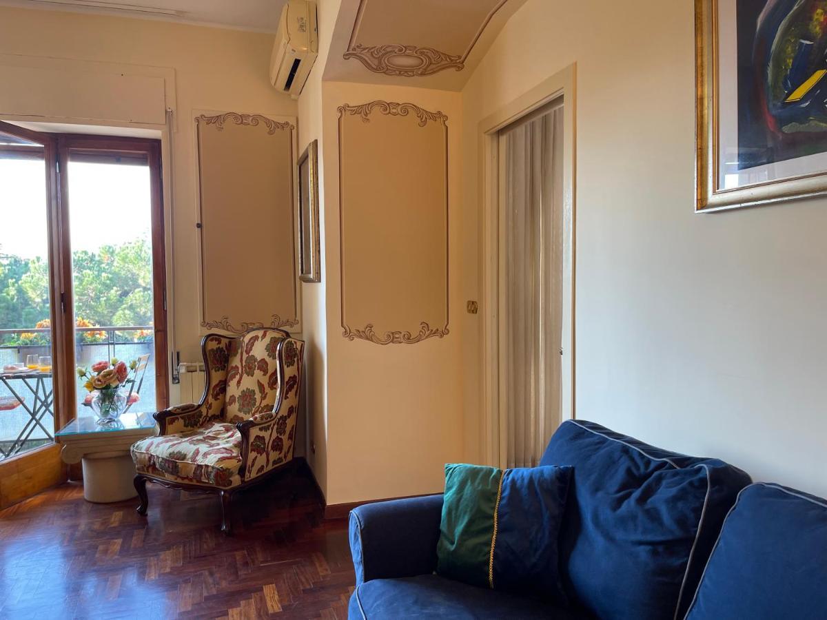 Lady House Apartment